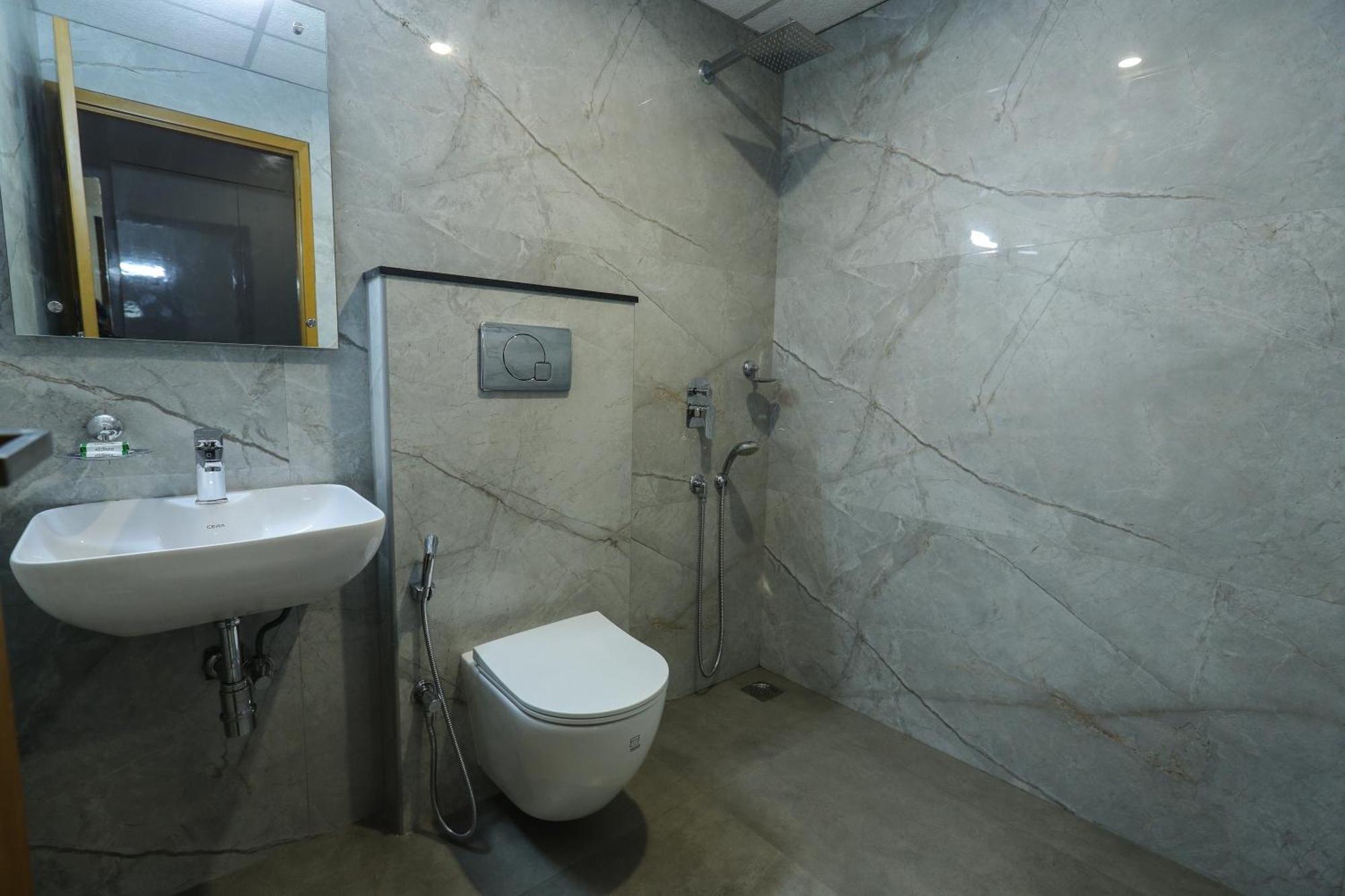 D-Luxe Hotel Kochi المظهر الخارجي الصورة
