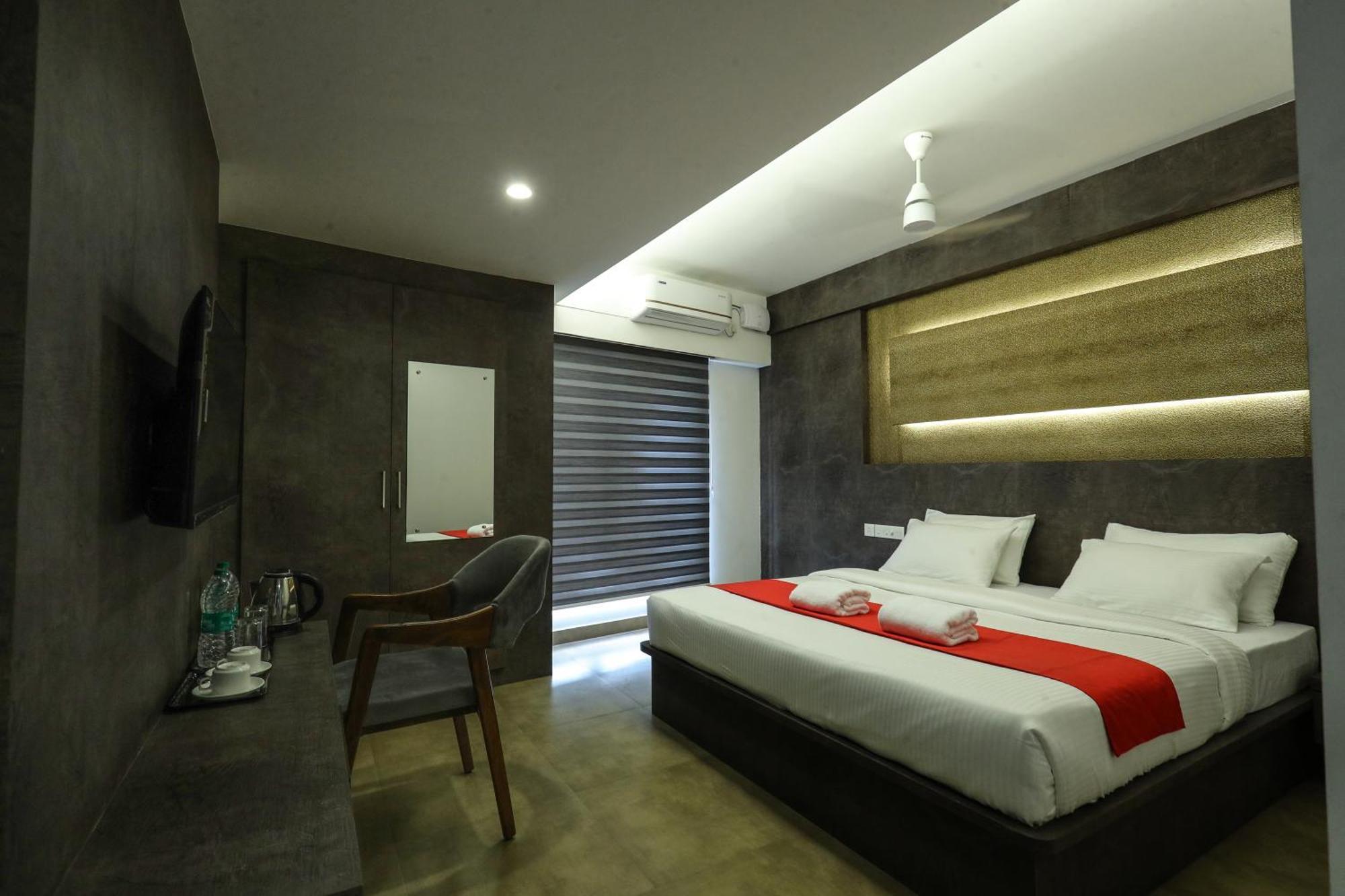 D-Luxe Hotel Kochi المظهر الخارجي الصورة